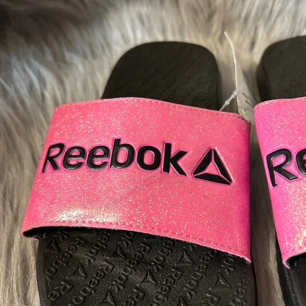 Reebok‎ Slides Girls Size 4 Pink Black Sparkly Glitter Slip On Sandals Shoes
